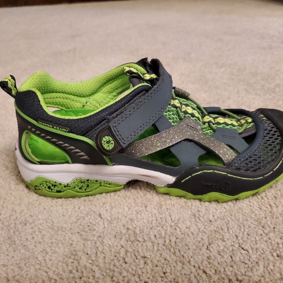 Boys Jambu KD water shoes size 4 - Picture 5 of 8